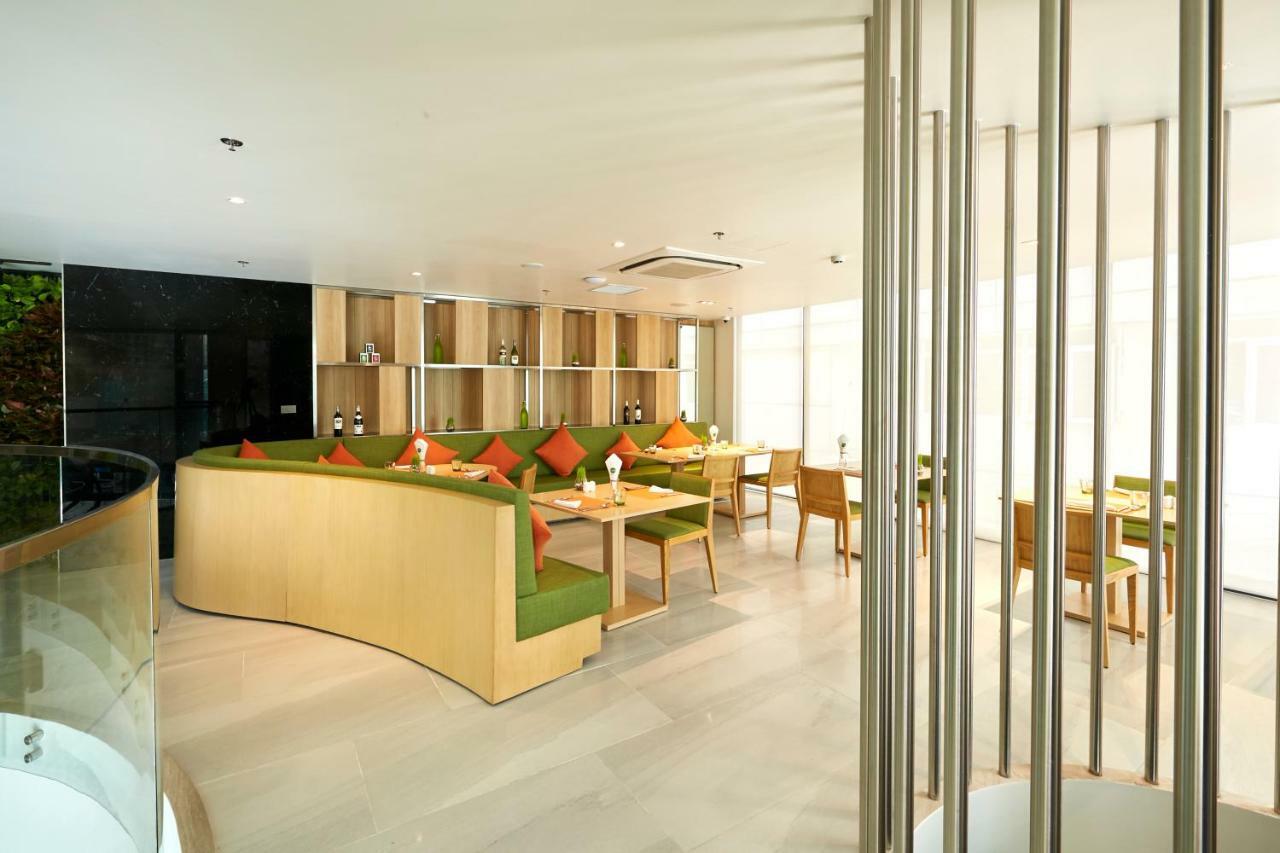 Hotel Zazz Urban Ho Chi Minh Exterior foto